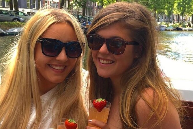 Amsterdam 90-min Private Canal Cruise with Live Guide and Drinks - The Live Skipper: Stories, Jokes, and Real-Time Customization