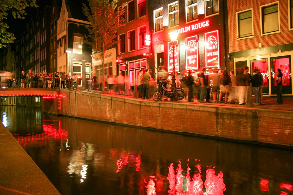 Amsterdam: After Dark Red Light District Tour - The Heart of De Wallen After Dark: Stories Behind the Windows