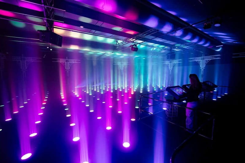 Amsterdam: AMAZE Immersive Audiovisual Experience Ticket - AMAZE Lounge and Drinks: A Calm Reset After the Effects
