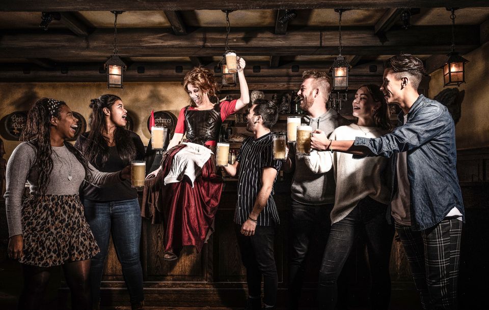 Amsterdam: Amsterdam Dungeon Entrance Ticket - The cast is the main reason people love this