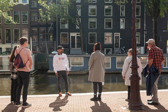Amsterdam: Anne Frank and Jewish Quarter Walking Tour (TOP RATED) - Portuguese Synagogue: From Community Pride to a War-Torn World