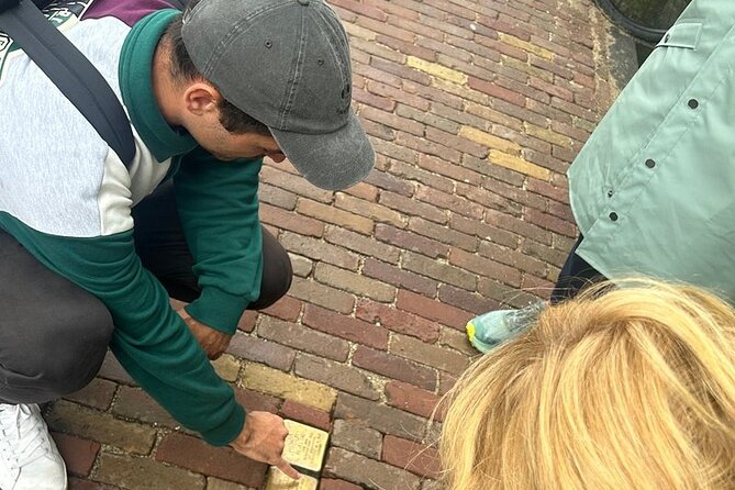 Amsterdam: Anne Frank Small Group Walking Tour - Guides Shape the Feel: Stories, Tone, and Names You Might Hear