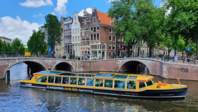 Amsterdam: Canal Cruise from Anne Frank Museum - Getting On Board at Smidtje Canal Café Dialoog
