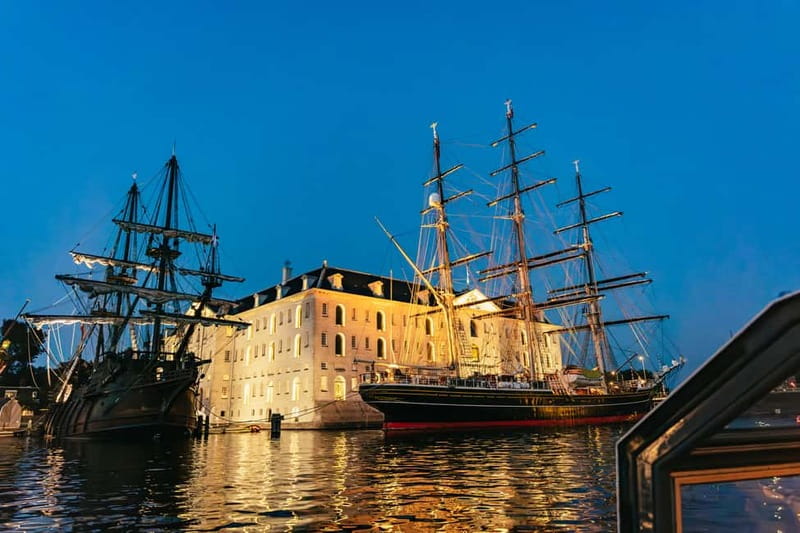 Amsterdam: Cheese & Wine Cruise Tasting Experience - Practical tips to make the 75 minutes go smoothly