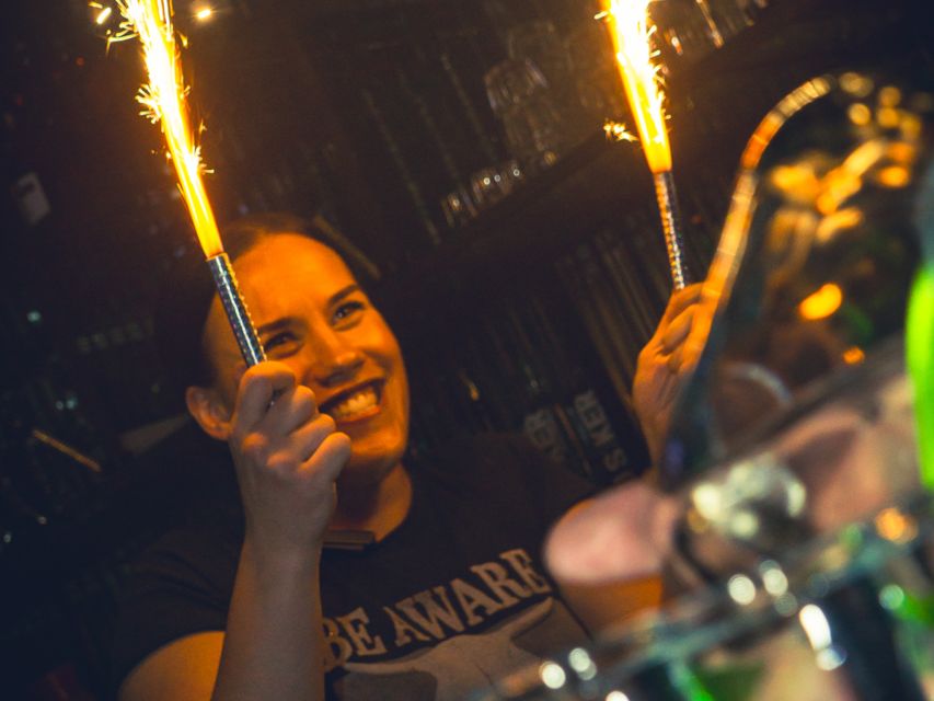 Amsterdam: City Center Bar Crawl and Nightlife Experience - Dress Code and Door Rules: What Can Get You Turned Away