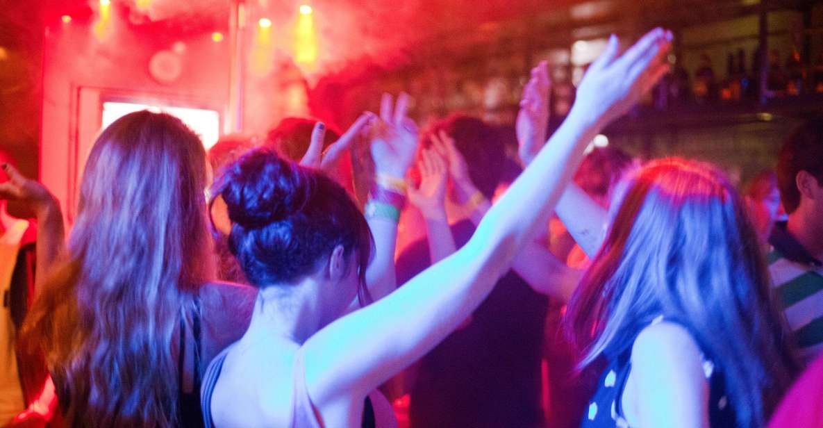 Amsterdam: City Center Bar Crawl and Nightlife Experience - How the Night Flows: From 8:30 to Club Finale