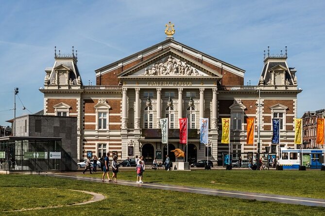 Amsterdam City Highlights and Hidden Gems - Private & Custom Tour - Stop 3: A calmer neighborhood with canals, cafés, and small galleries