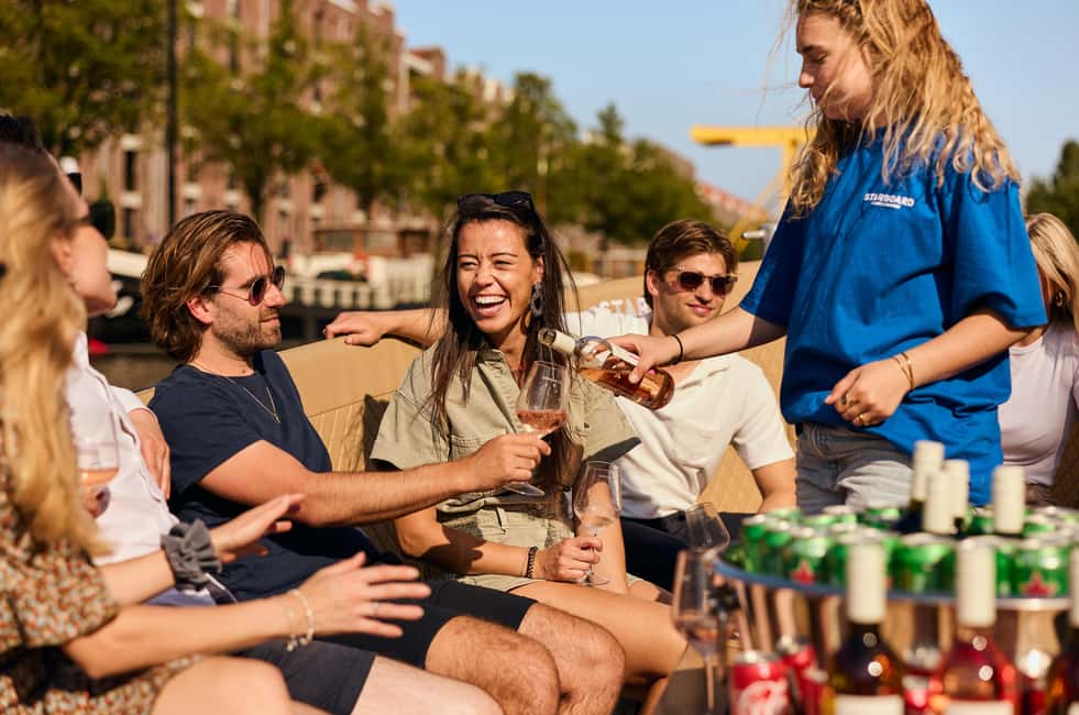 Amsterdam: Cozy Evening Canal Cruise With Open Bar Option - The 1-hour route: what you’ll see and why it works