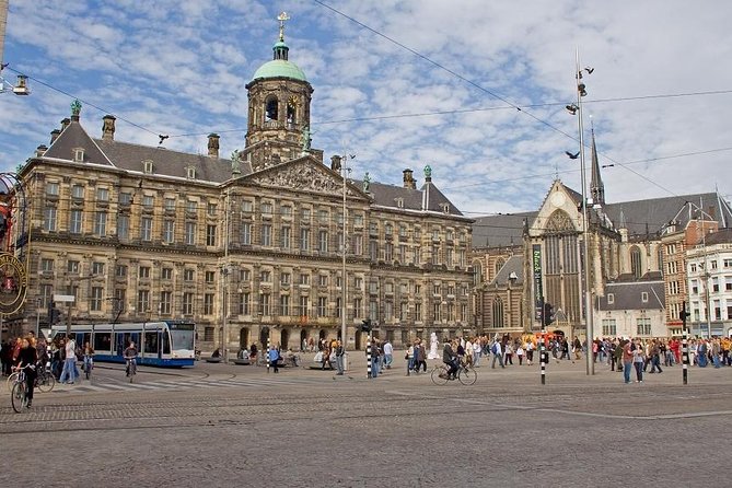 Amsterdam: E-Bike Sightseeing Tour - How hard is it on an e-bike: height rules, first-timer comfort, and group pacing