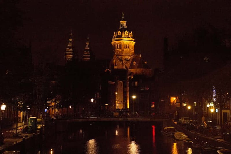 Amsterdam: Evening Cocktail Cruise along the canals - Should you book this Amsterdam canal cocktail cruise?