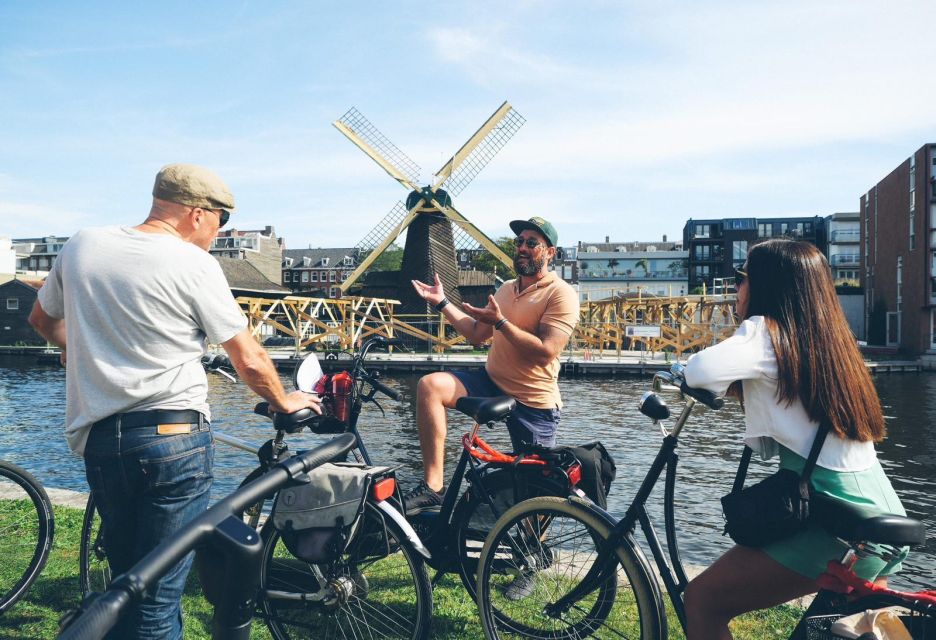 Amsterdam: Explore the City Highlights by Bike - Why a 2.5-Hour Bike Tour Works in Amsterdam