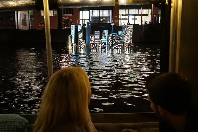 Amsterdam Festival of Lights Cruise by Captain Dave - Price and value: $52.25 for comfort, drinks, and a small group