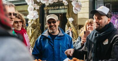 Amsterdam: Food and Culture Walking Tour with Tastings - Starting point at Vijzelstraat: quick way to get going