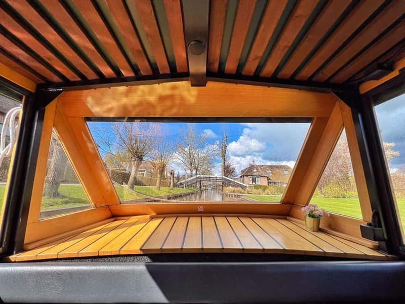Amsterdam: Giethoorn, Afsluitdijk and Zaanse Schans Day Trip - Who This Trip Suits Best (and Who Might Skip It)