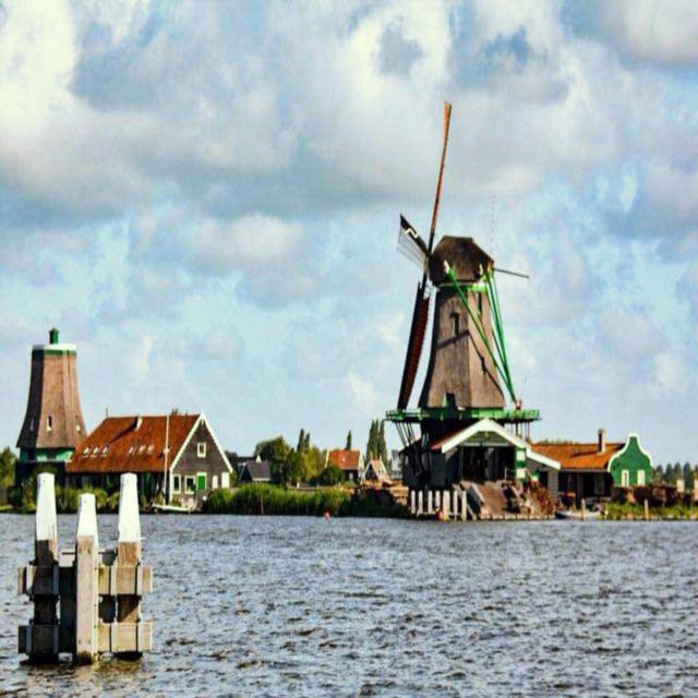 Amsterdam: Giethoorn and Zaanse Schans Windmills Day Tour - Meeting point at De Ruijterkade: start the day without stress