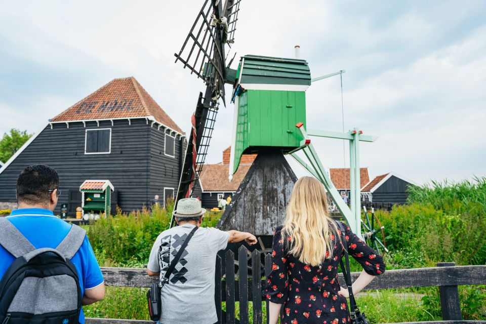 Amsterdam: Giethoorn, Volendam, and Zaanse Schans Tour - Should you book this day trip to Zaanse Schans, Volendam, and Giethoorn?