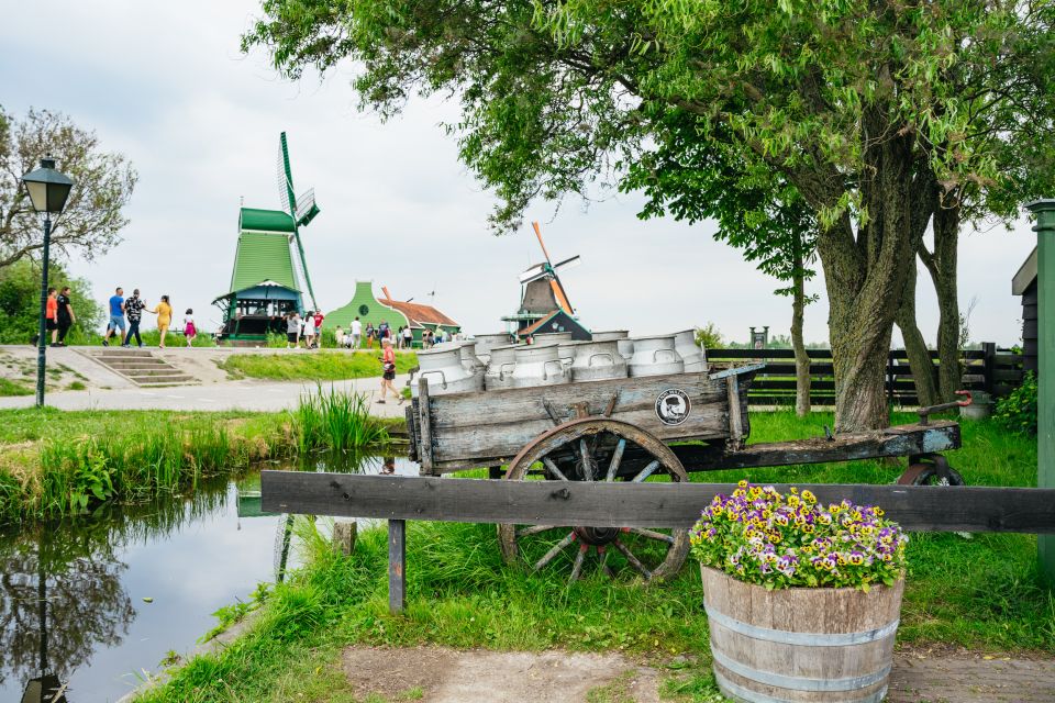Amsterdam: Giethoorn, Volendam, and Zaanse Schans Tour - Price and value: what you’re really paying for at $164