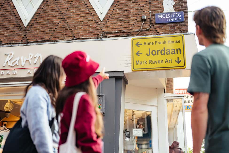 Amsterdam: Guided Cultural Food Tour in German or English - Meeting at the National Monument: the easiest start in central Amsterdam
