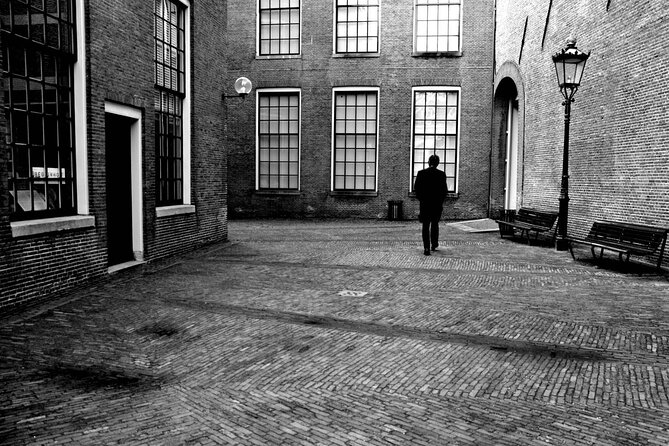 Amsterdam: Haunted History and Ghost Walking Tour - Key highlights you’ll actually notice