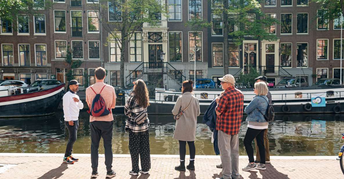 Amsterdam: Highlights & History Walking Tour - Meeting at Park Plaza Victoria, then walking straight into the Old Town