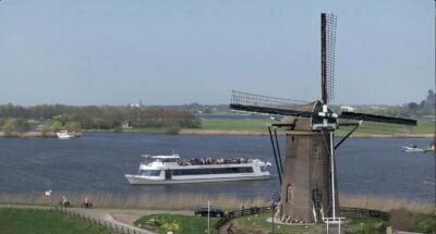 Amsterdam: Keukenhof, Tulip Farm Full-Day Tour with Cruise - Getting started at This is Holland (Overhoeksplein) without stress