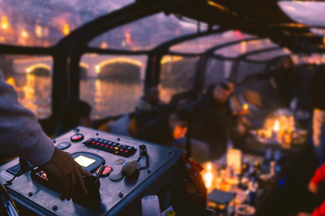 Amsterdam: Light Festival Cruise with Unlimited Drinks Option - The route you’ll see: Amstel River, romantic bridge, Central Station, and NEMO