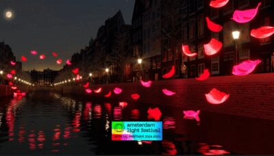 Amsterdam: Light Festival Heated Cruise w/ Drinks & Snacks - A heated classic saloon boat is the real upgrade