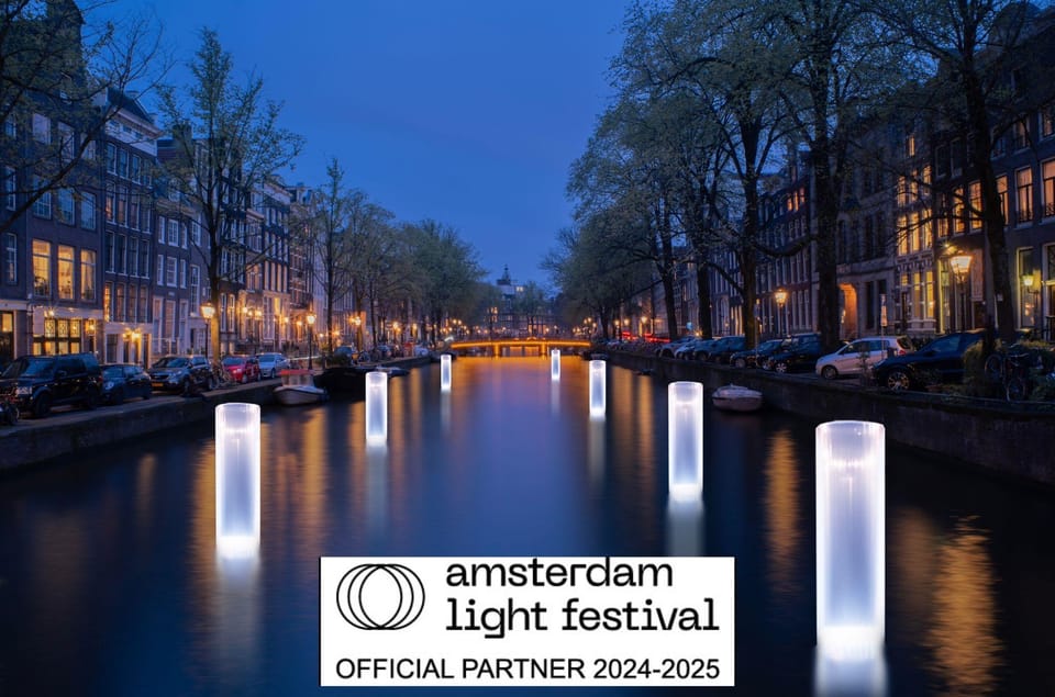Amsterdam Light Festival Live Commentary & Optional Drinks - Why this heated electric boat is the smart winter move