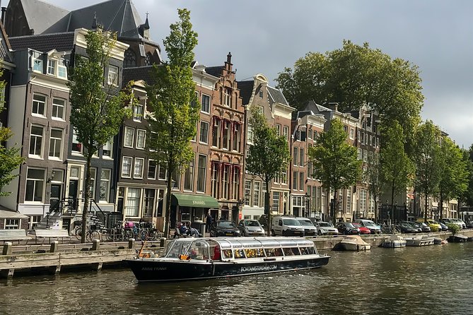 Amsterdam Live Guided Sightseeing Canal Cruise - Your cruise route: from the Amstel to Magere Brug (and why the stops matter)