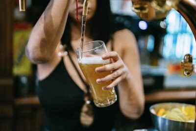 Amsterdam: Ludwig's Original Pub Crawl with VIP Club Entry - Where you start at Ludwig’s: get oriented fast