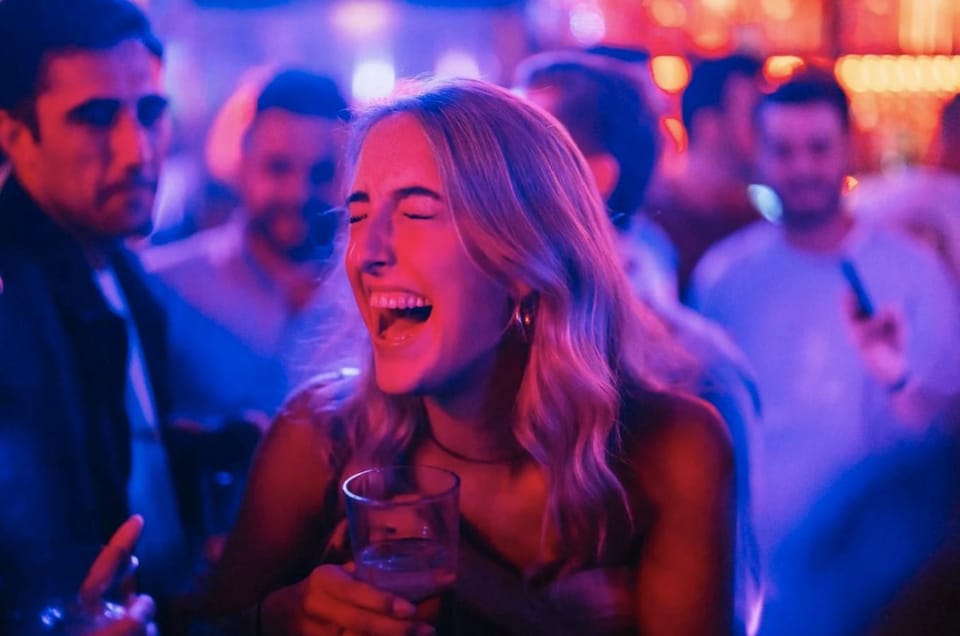 Amsterdam: Ludwig's Red Light Pub Crawl with VIP Club Entry - Price and What $32 Actually Buys You