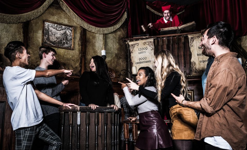 Amsterdam: Madame Tussauds & Amsterdam Dungeon Combo Ticket - Madame Tussauds Amsterdam: wax celebrities plus hands-on fun