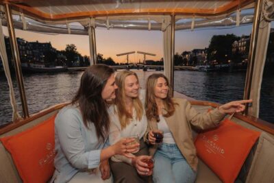 Amsterdam: Open Boat Cruise option Unlimited Drinks & Bite - The route: museum quarter to the Skinny Bridge