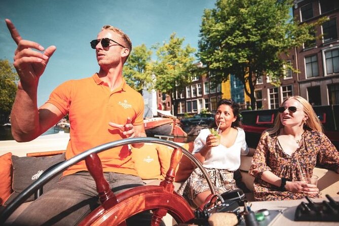 Amsterdam Private Boat Tour with Unlimited Drinks - Who this private boat tour is best for