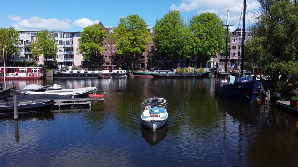 Amsterdam: Private Canal Tour - Electric Private Boat Time in Amsterdam’s Canal District