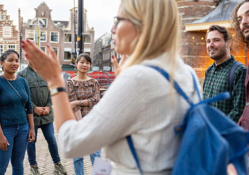 Amsterdam: Red Light District Tour in German/English/Italian - Key highlights worth your time