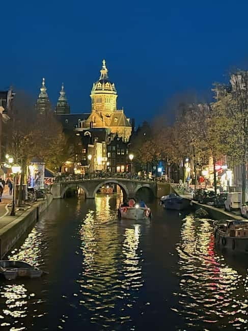 Amsterdam: Red light tour in German/English for groups of 4 people or more - Price and value: $26 for a 2-hour German/English guide