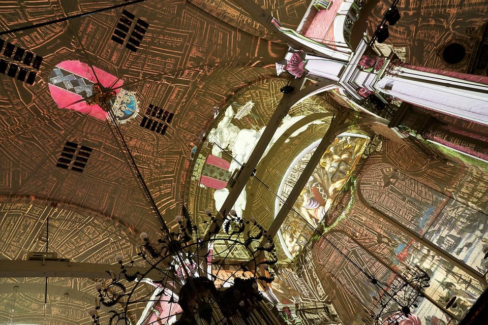 Amsterdam: Van Gogh and Rembrandt Immersive Experience Entry - Sound and light quality: where to sit matters