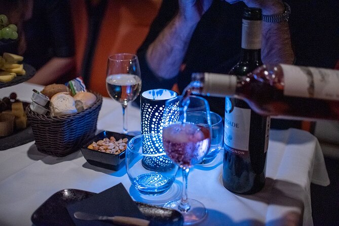 Amsterdam Wine and Cheese Guided Evening Cruise - Price and what you’re actually paying for