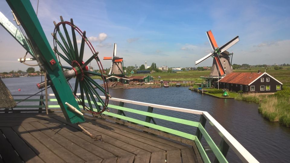 Amsterdam: Zaanse Schans 3-Hour Small Group Tour - From Amsterdam Centraal to Zaanse Schans in a 3-hour run