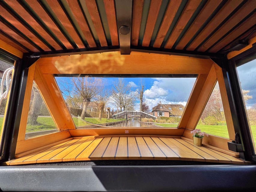 Amsterdam: Zaanse Schans and Giethoorn Day Trip with Cruise - Zaanse Schans first: windmills, photo stops, and time to wander
