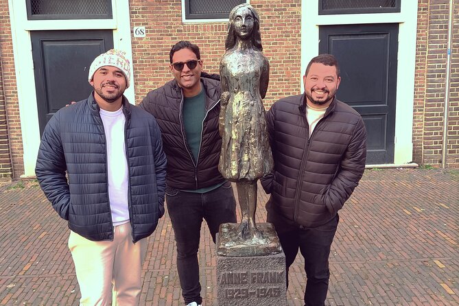 Anne Frank and Amsterdam Jewish History Walking Tour - Kattengat and Der Silveren Spiegel: the survival story in a bar