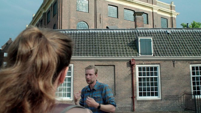 Anne Frank and the Jewish History of Amsterdam Private Tour - Anne Frank House: what you’ll see outside, then inside (with a Plan B)