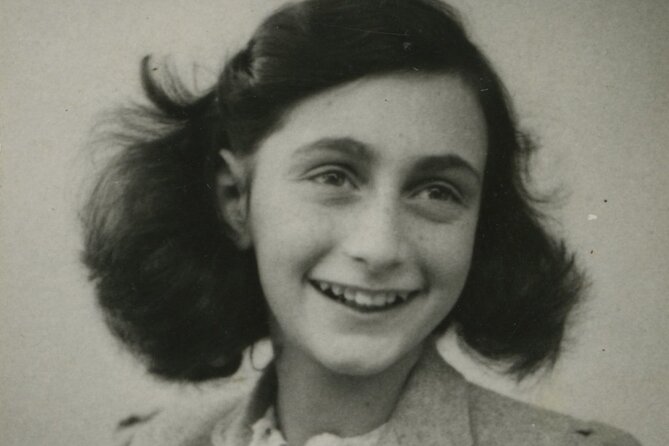 Anne Frank and the Jewish History of Amsterdam Private Tour - Dokwerker and the February Strike: history that isn’t far away