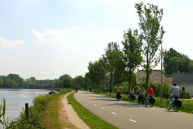 Countryside Bike Tour from Amsterdam: Cheese, Clogs & a Windmill - Cycling Through Zunderdorp and Ransdorp Toward Broek in Waterland