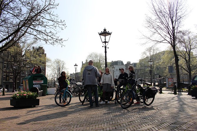 E-Bike Tour, Amsterdam's Highlights and Hidden Gems - Meeting at Mike’s Bike Tours Amsterdam (and what you should bring)