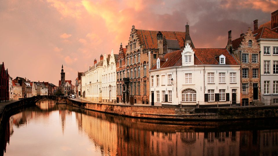 From Amsterdam: Bruges Day Trip in English with Boat Option - Boat option and canal cruising: a smart add-on if offered