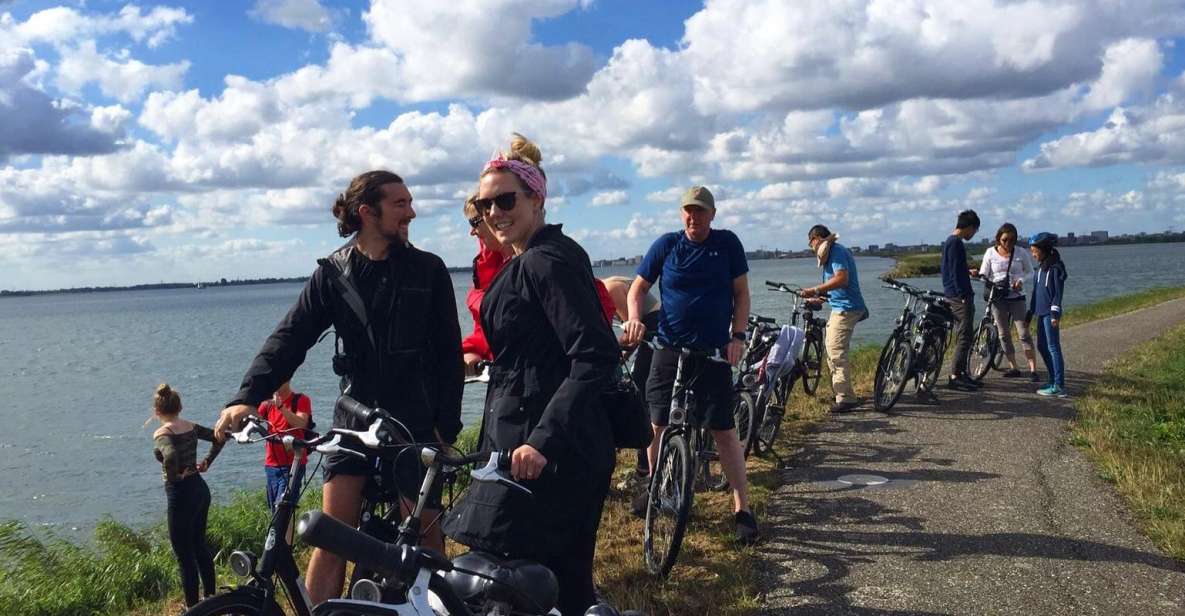 From Amsterdam: Countryside Bike Tour - Holysloot Break: Coffee, Apple Pie, and a Breather From Riding