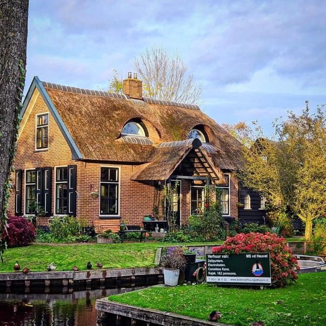 From Amsterdam: Giethoorn & Zaanse Schans Tour w/ Small Boat - Zaanse Schans: Dutch windmills plus workshop stops you can actually watch