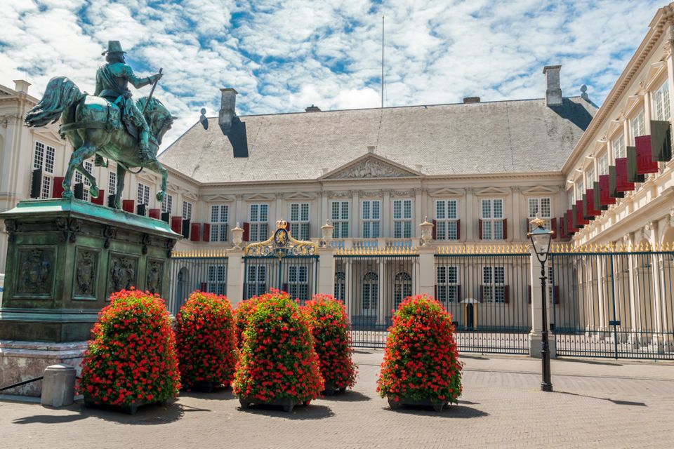 From Amsterdam: Rotterdam and The Hague Tour in Spanish - Spanish-Guided Tour: What It Means for You